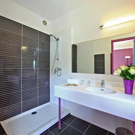 Logis Hotel Domaine Des Trois Pins - Anciennement L'Aquitaine Szálloda