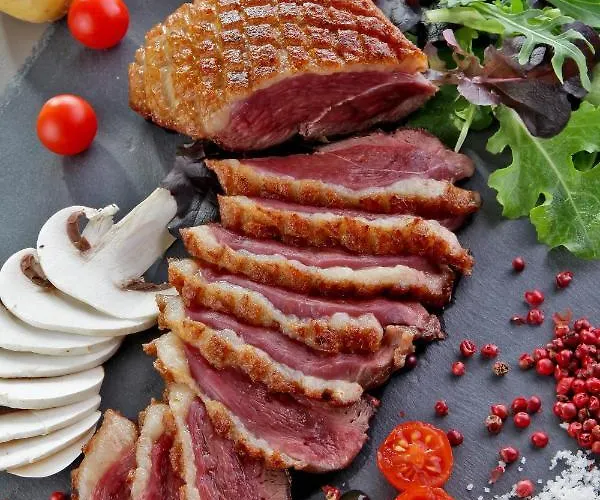 Logis Domaine Des Trois Pins - Anciennement L'aquitaine